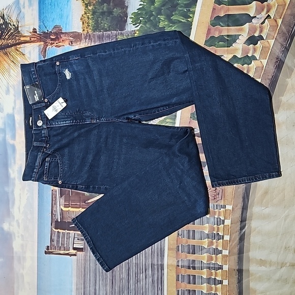 Express Super High Rise Distressed Straight Jeans Size 2‎ - Picture 1 of 7